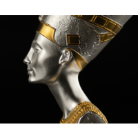 Nefertiti - Realistická reprodukce v 5 uncích ryzího stříbra
