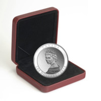 Portrét královny Alžběty II.. z roku 1951 stříbrná mince 10 oz Proof